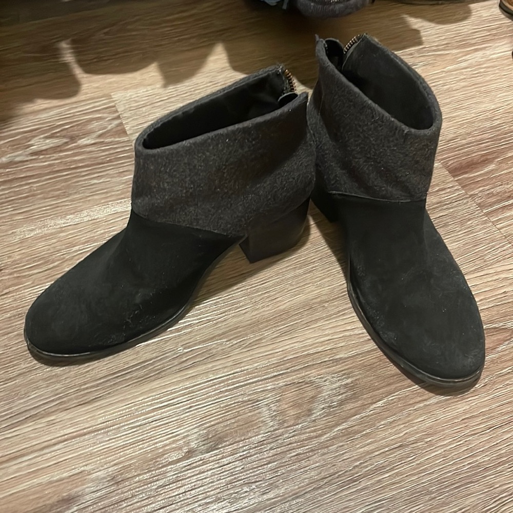 Toms Leila Booties - Black & Grey - Size 8.5